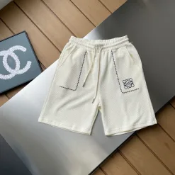 Hochwertige Loewe Shorts im schwarzen Logo-Stil
