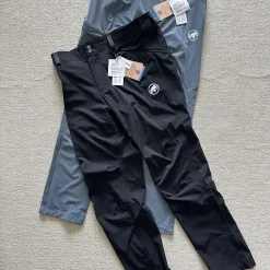 Hochwertige Mammut Hose Schwarz Nylon Atmungsaktiv Style