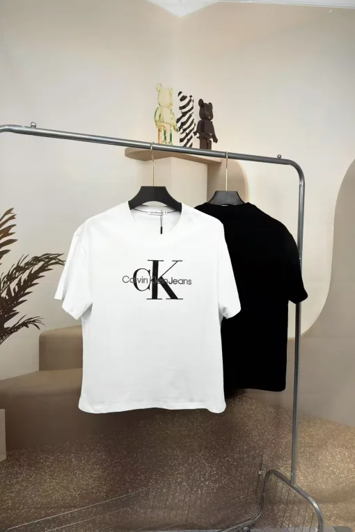 Bestseller Calvin Klein Kurzarm Schwarz Baumwolle Casual Kollektion