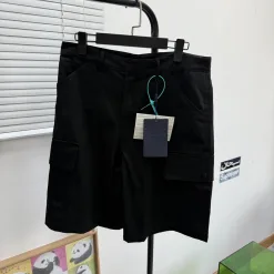 Luxus Prada Shorts Schwarz Baumwolle Solid Style