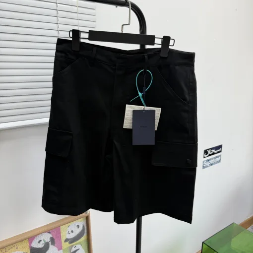 Luxus Prada Shorts Schwarz Baumwolle Solid Style