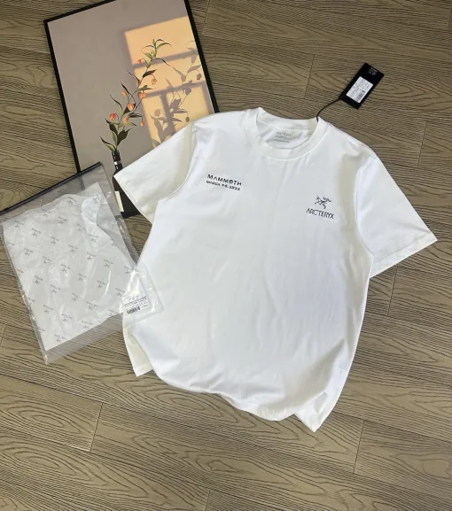 Premium Mammoth Kurzarm-Kollektion aus weißer Baumwolle mit Print