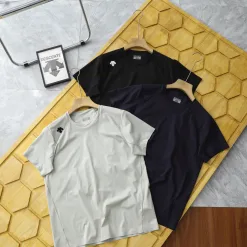 Hochwertige Descente Kurzarm-Strickjacke in Schwarz, Freizeitkollektion