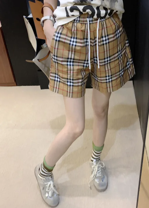Premium Burberry Shorts Khaki Kariert Luxus