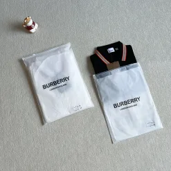 Bestseller Burberry Kurzarmhemd aus weißer Baumwolle im klassischen Stil