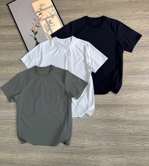 Premium Descente Kurzarm Schwarzer Strick Atmungsaktiver Stil