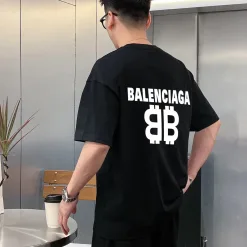 Balenciaga – Kurze Ärmel in Premiumqualität, schwarzer Baumwoll-Logo-Stil