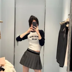 Hochwertiger Miu Miu Kurzer Rock Grau Jacquard Luxus