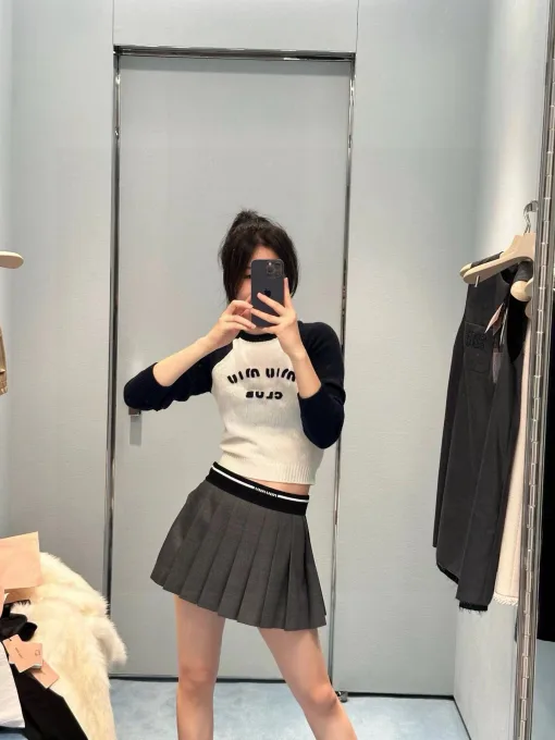 Hochwertiger Miu Miu Kurzer Rock Grau Jacquard Luxus