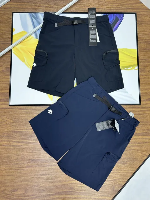 Hochwertige Descente Shorts aus schwarzer Seide, Urban Luxury