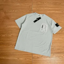 Hochwertiges Stone Island Kurzarm-Shirt aus schwarzer Baumwolle der Classic Collection