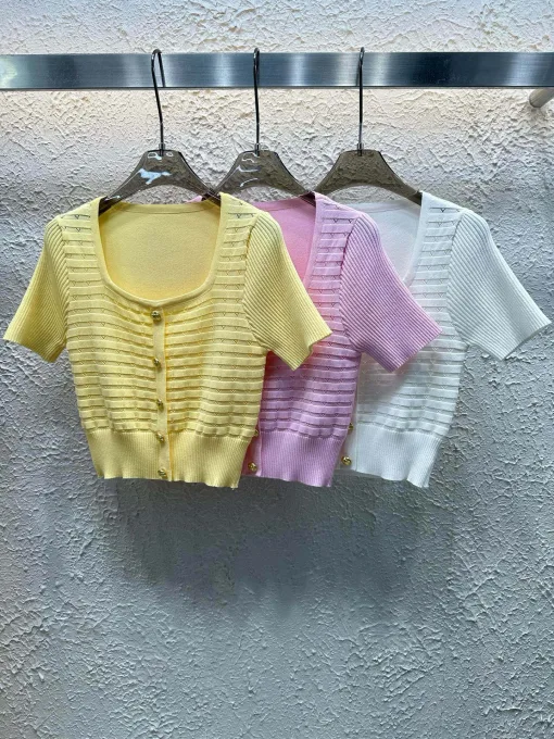 Hochwertiger Celine-Kurzarmpullover im Goldstrick-Streifenstil