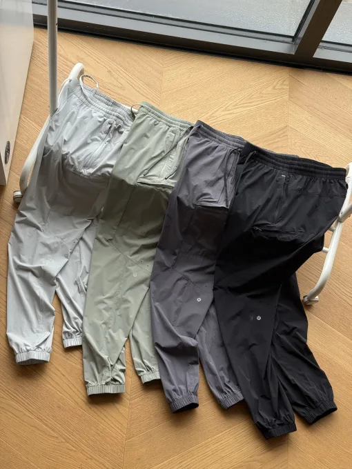Hochwertige Lululemon-Hose, schwarze, atmungsaktive Kollektion