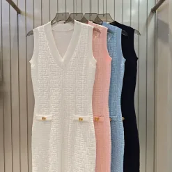 Balmain Weste in Premiumqualität, himmelblauer Strick-Jacquard-Stil
