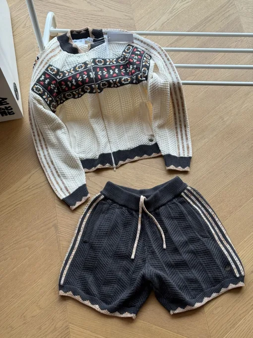 Luxus Adidas Shorts Cremefarbene Baumwollkollektion