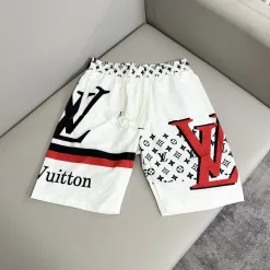 Premium Louis Vuitton Shorts im schwarzen Stil