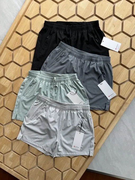 Hochwertige Lululemon Shorts aus schwarzem Nylon, Casual Collection