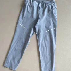 Premium Lululemon Jogginghose Silber Atmungsaktiver Stil