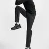 Luxuriöse Fila-Hose in Schwarz, atmungsaktiver Stil