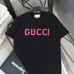 Luxus Gucci Kurzarm Pink Solid Kollektion