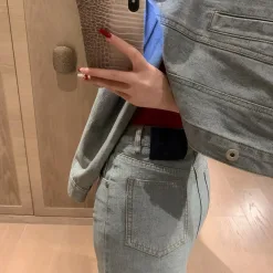 Bestseller Burberry Kurzrock Blue Denim Bestickte Kollektion