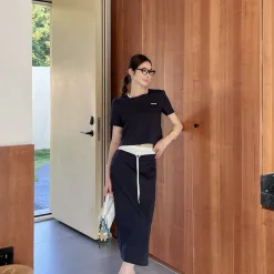 Luxuriöses Miu Miu T-Shirt Grau Logo Kollektion