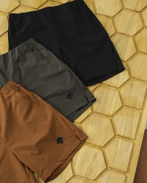 Bestseller Descente Shorts Black Style