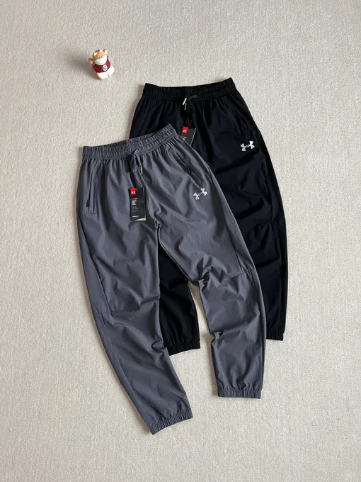 Bestseller Under Armour Hose Schwarz Atmungsaktiv Luxus