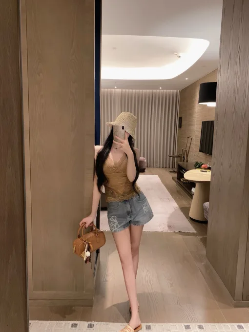 Luxuriöse Loewe-Shorts im Denim-Logo-Stil