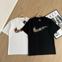 Premium Nike Kurzarm-Shirt mit schwarzem Logo, Luxus