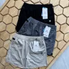 Premium Earth Shorts Schwarz Klassischer Stil