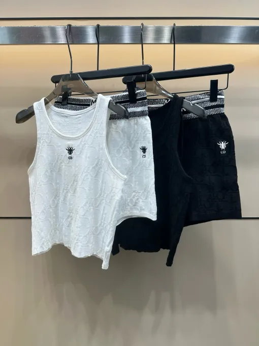 Meistverkaufte Dior Shorts im weißen Strick-Stickerei-Stil