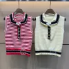 Hochwertige Gucci Weste im Goldstrick-Monogramm-Stil