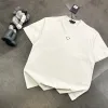 Hochwertige Louis Vuitton Kurzarm-Kollektion mit schwarzem Logo