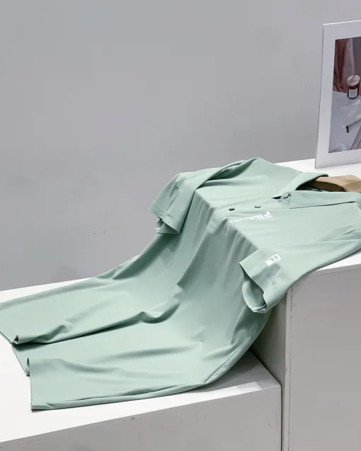 Bestseller: Fila Kurzarm-Shirt aus schwarzer Seide, atmungsaktiv