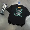 Bestseller: Kurzärmlige schwarze bestickte Baumwollkollektion von Louis Vuitton