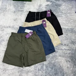 Bestseller The North Face Shorts Lila Nylon Klassischer Stil