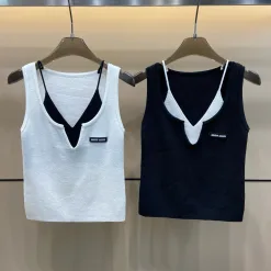 Premium Miu Miu Weste Weiß Strick Logo Luxus