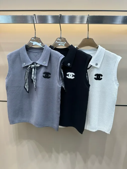 Hochwertige Chanel-Weste im grauen Strick-Stil mit Stickerei