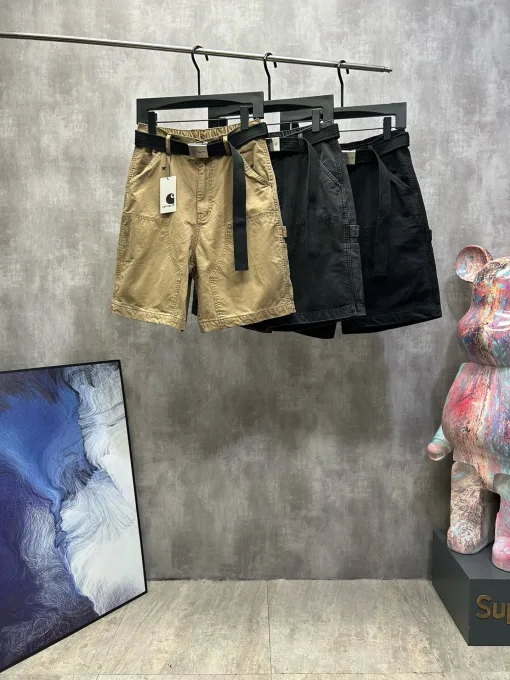 Luxus-Carhartt-Shorts in Schwarz aus Baumwolle im Solid-Style