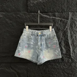 Meistverkaufte Chanel Shorts Gold Denim Bestickt Luxus