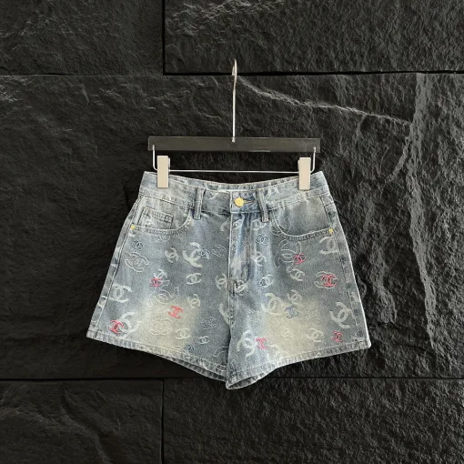 Meistverkaufte Chanel Shorts Gold Denim Bestickt Luxus