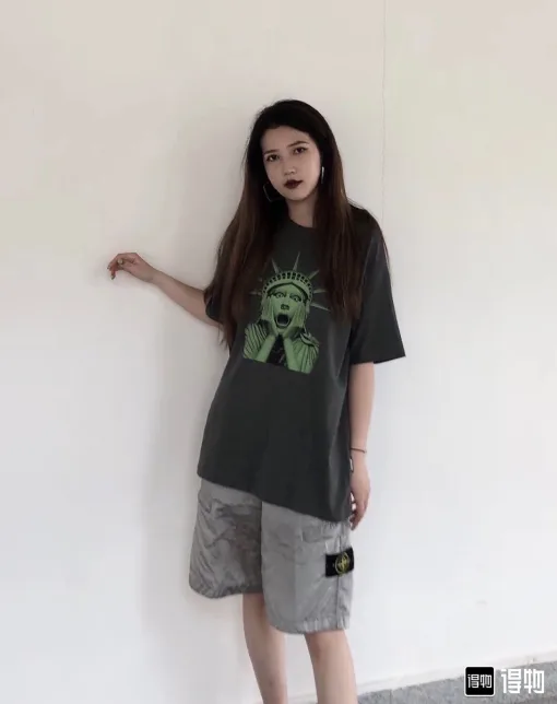 Premium Stone Island Shorts – Schwarzes Nylon mit Stickerei