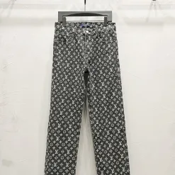Hochwertige Louis Vuitton Jeans Schwarz Leder Gewaschen Luxus