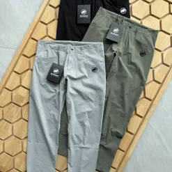 Hochwertige Mammuthose in Schwarz, atmungsaktive Kollektion