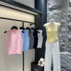 Hochwertige Thom Browne Weste im rosa Strick-Stickerei-Stil