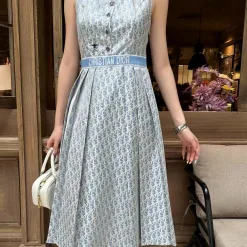 Hochwertige Dior Weste Blau Bestickte Kollektion