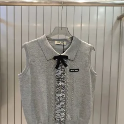 Luxus Miu Miu Weste Grau Strick Logo Luxus