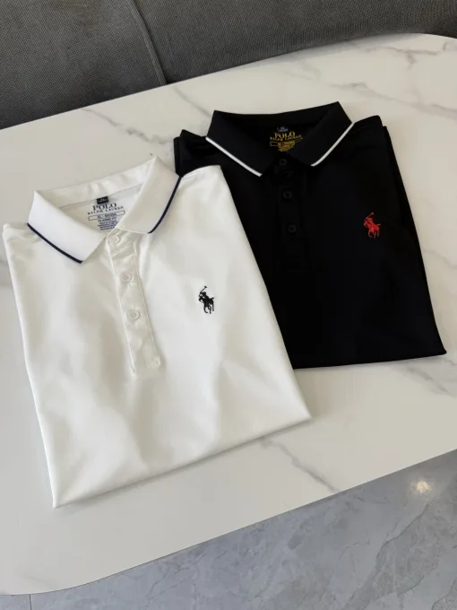 Hochwertiges Poloshirt von Ralph Lauren in Schwarz im klassischen Stil
