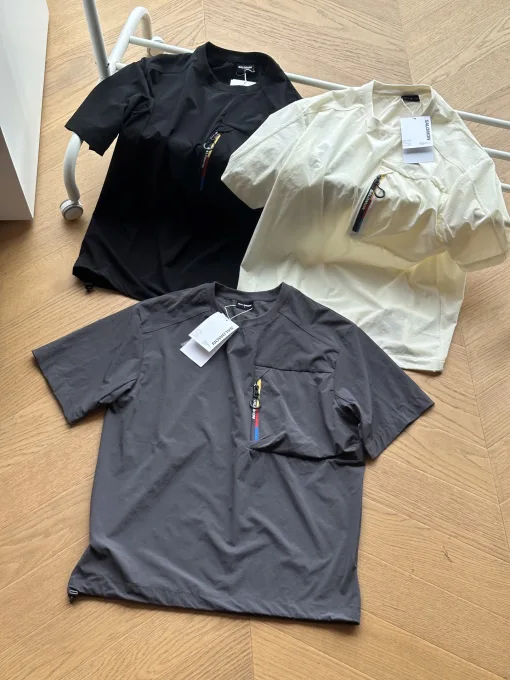 Hochwertige Salomon Kurzarm-Kollektion mit gelbem Logo